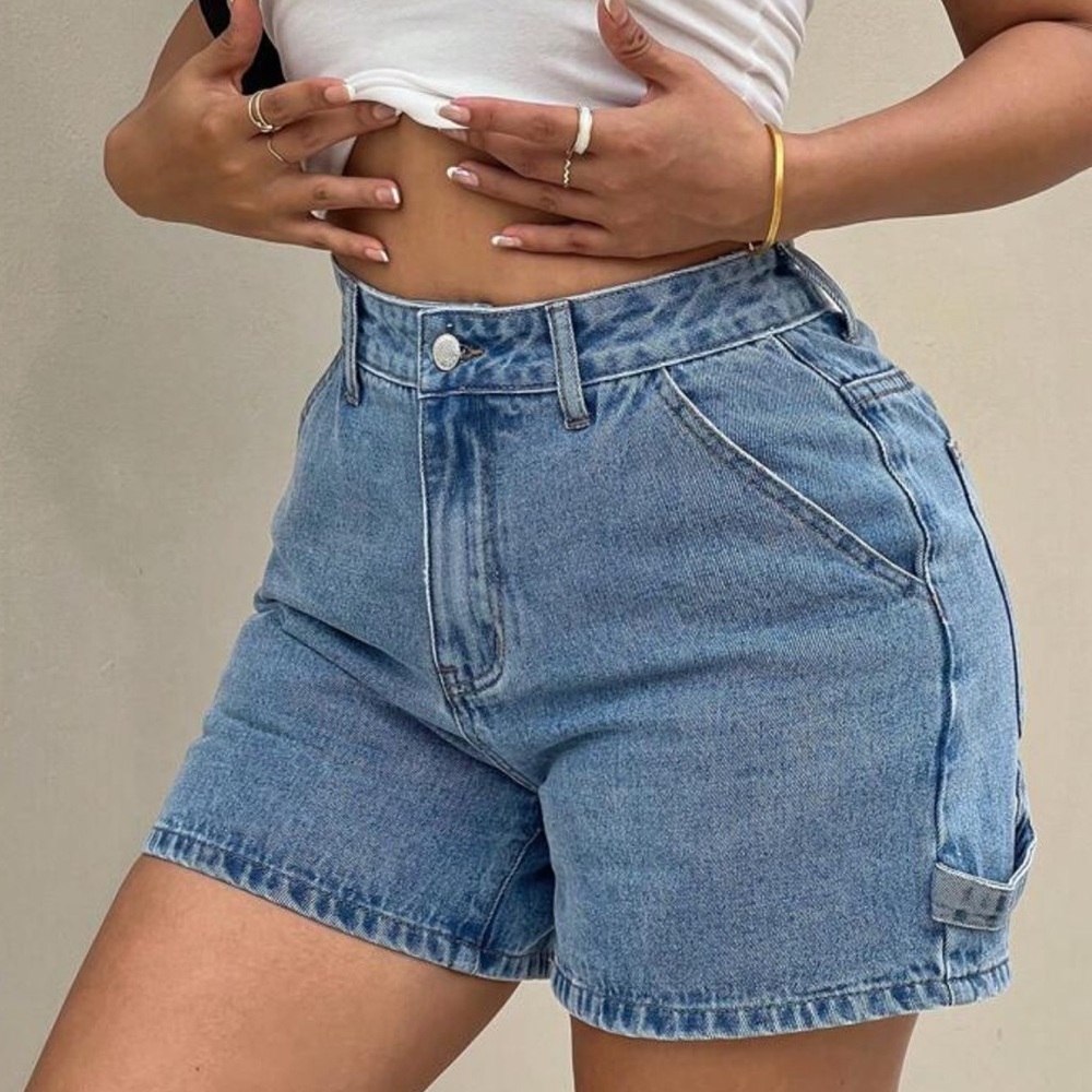 Women’s Cargo Jean Shorts